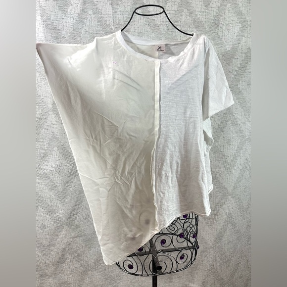 Cinq a sept white asymmetrical hem white t-shirt - Picture 2 of 2